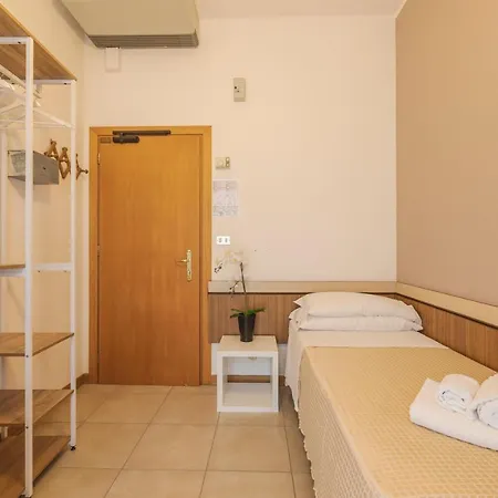 Hotel Clift 2*